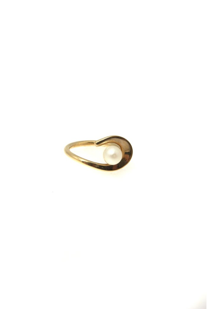 Vintage Sarah Coventry Ring 79
